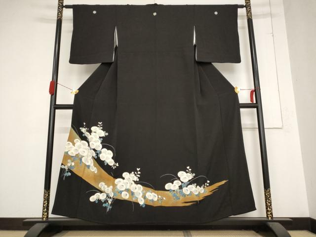 平和屋着物■豪華黒留袖　駒刺繍　草花文　金彩　正絹　逸品　AABC8169st