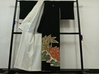 平和屋着物■豪華黒留袖　駒刺繍　孔雀文　金銀糸　正絹　逸品　AABC8700jh