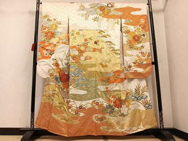 平和屋着物●豪華振袖 駒刺繍 草花文 金彩 正絹 逸品 AABC9329ph