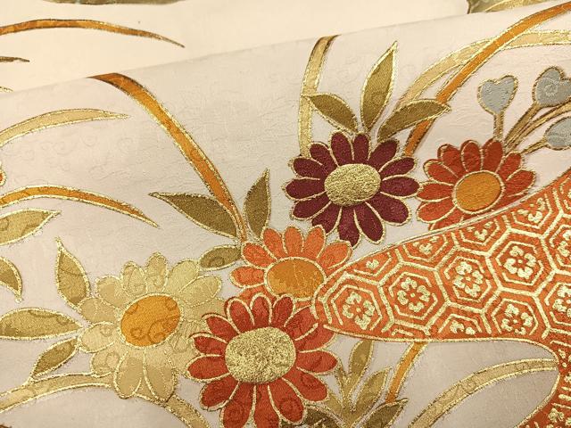 平和屋着物●豪華振袖 駒刺繍 草花文 金彩 正絹 逸品 AABC9329ph
