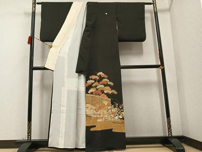 平和屋着物●豪華黒留袖　駒刺繍　枝花文　金彩　正絹　逸品　AABC9331ph
