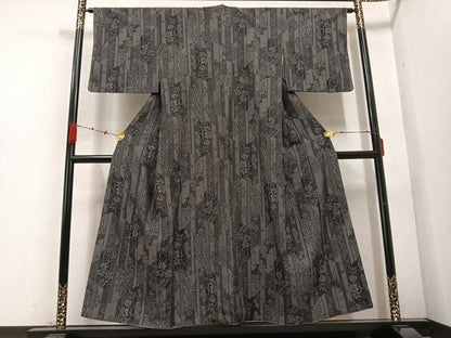 平和屋着物●本塩沢　110亀甲　草花文　正絹　逸品　AABC9673ph