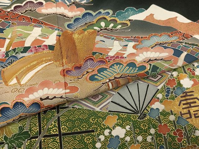 平和屋着物●豪華黒留袖　作家物　駒刺繍　松竹梅扇面花文　暈し染め　金彩　正絹　逸品　AABC9706ph