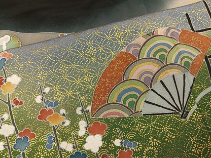 平和屋着物●豪華黒留袖　作家物　駒刺繍　松竹梅扇面花文　暈し染め　金彩　正絹　逸品　AABC9706ph