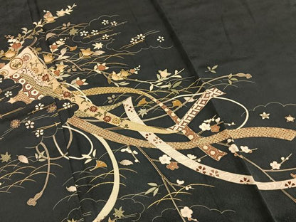 平和屋着物▽訪問着 単衣 駒刺繍 雲取り熨斗花文 黒地 金彩 正絹 逸品 AABD0200fy