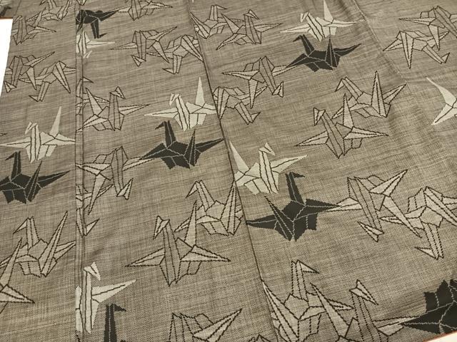 平和屋着物●本場大島紬 折り鶴 正絹 逸品 AABD0474fy