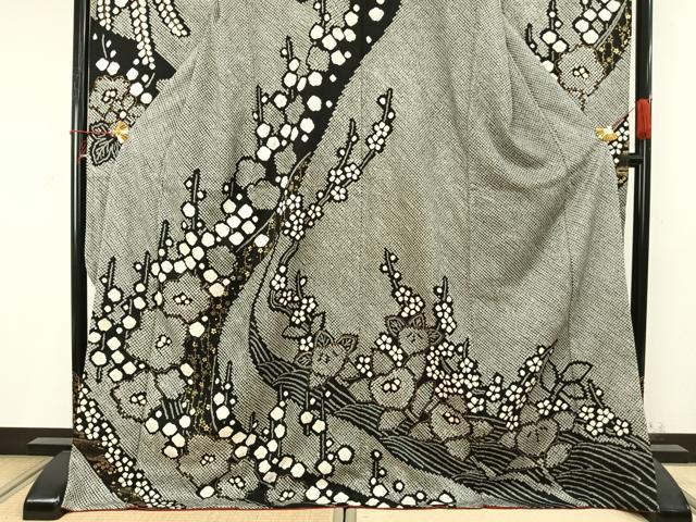 平和屋着物●豪華振袖　絞り　舞花文　黒地　金彩　ロング丈　正絹　逸品　AABD0539fy
