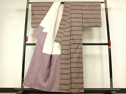 平和屋着物●本場大島紬 一元7マルキ 亀甲文 正絹 逸品 AABD0583fy