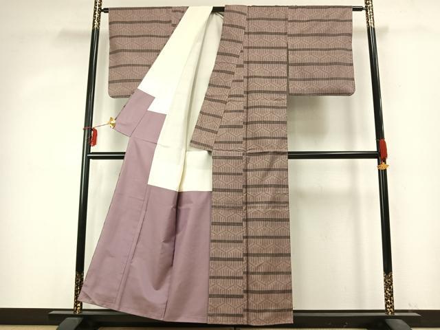 平和屋着物●本場大島紬 一元7マルキ 亀甲文 正絹 逸品 AABD0583fy