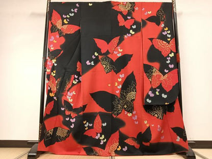 平和屋着物●豪華振袖　舞蝶文　暈し染め　金彩　正絹　逸品　AABD0651fy
