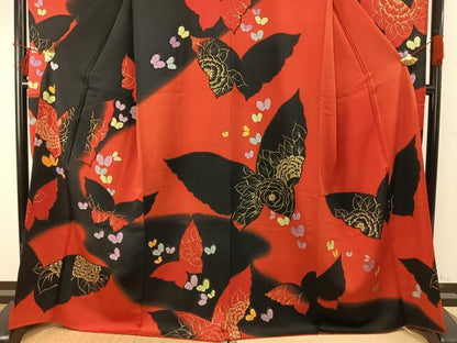 平和屋着物●豪華振袖　舞蝶文　暈し染め　金彩　正絹　逸品　AABD0651fy