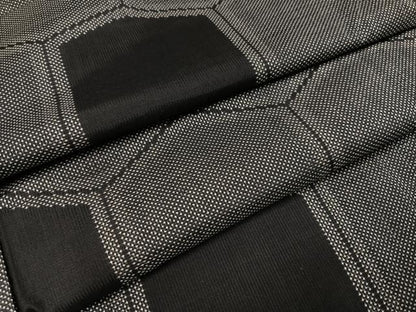 平和屋着物●本場大島紬　一元絣　亀甲文　正絹　逸品　AABD0771ph