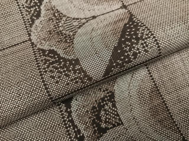 平和屋着物●本場大島紬 カタス9マルキ 色紙花文 正絹 逸品 AABD0774ph