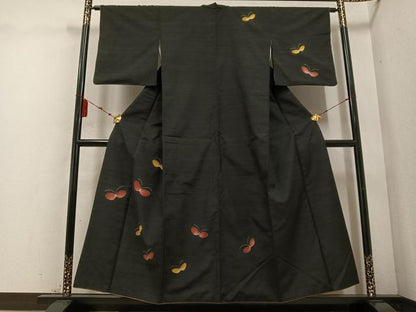 平和屋着物●訪問着 紬地 手描き 舞蝶文 黒地 金彩 正絹 逸品 AABD0778ph