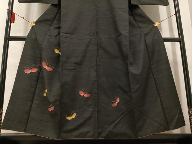 平和屋着物●訪問着 紬地 手描き 舞蝶文 黒地 金彩 正絹 逸品 AABD0778ph