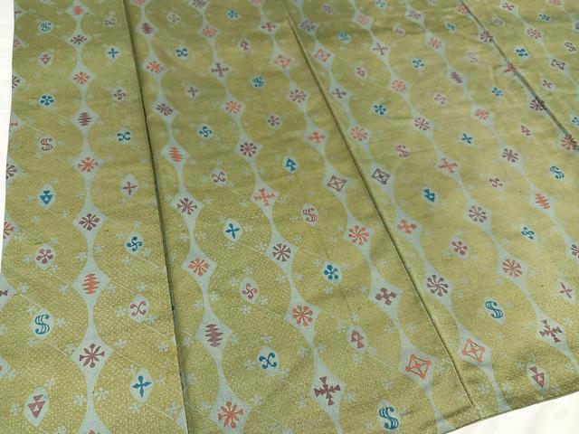 平和屋着物●上質な小紋 紬地 型染め 舞花文 油色地 正絹 逸品 AABD0805ph