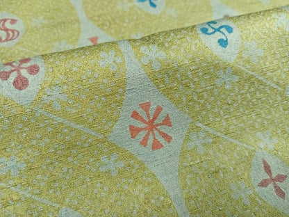 平和屋着物●上質な小紋 紬地 型染め 舞花文 油色地 正絹 逸品 AABD0805ph