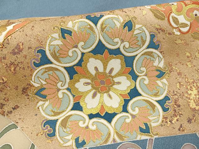 平和屋着物●創業460年・千總　色留袖　駒刺繍　花唐草文　金彩　三越扱い　正絹　逸品　未使用　AABD0836ph