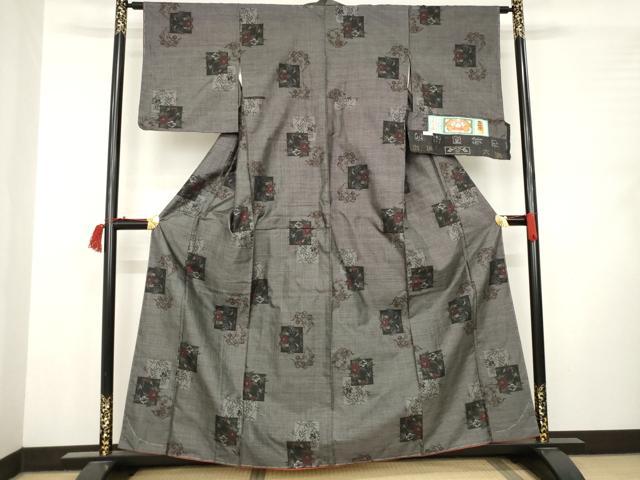 平和屋着物●本場大島紬 カタス7マルキ 色紙重ね花文 カネトク謹製 証紙付き 正絹 逸品 未使用 AABD0852ck
