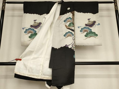 平和屋着物[]お宮参り　男の子　祝着　産着　初着　のしめ　鷹　宝尽くし松文　金彩　逸品　AABD1804ja