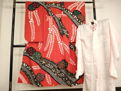 平和屋着物∵女の子 十三参り 子供 祝着・長襦袢(無双仕立て)セット 駒刺繍 絞り 草花文 金彩 逸品 AABD1815ja