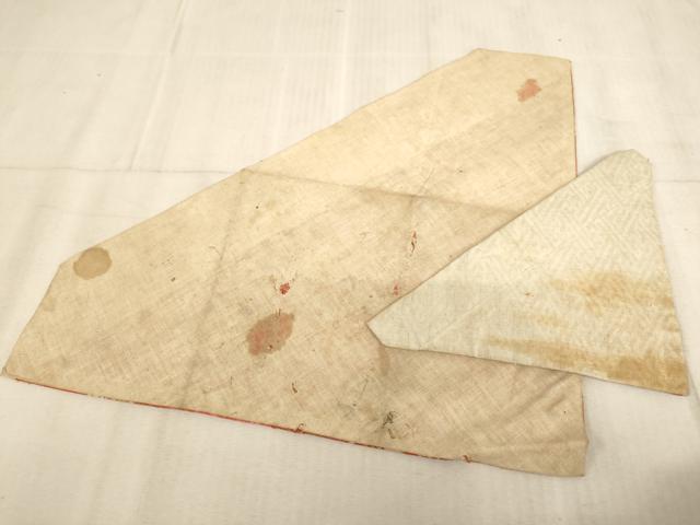 平和屋本店▼打敷　内敷2点セット　三角　金襴　鳳凰花丸文　菊唐草文　法衣　寺院　仏具　仏教　僧侶　神職　装束　AABD1988ja