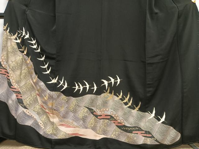 平和屋着物■豪華黒留袖 駒刺繍 飛鶴文 金銀彩 正絹 逸品 AABD2243oa
