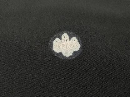 平和屋着物■豪華黒留袖　駒刺繍　笹竹花唐草文　金糸　正絹　逸品　AABD2524cs