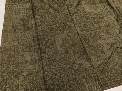平和屋着物●結城紬　100亀甲　草花文　正絹　逸品　未使用　AABH7153cs