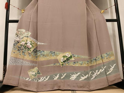 平和屋着物●十日町友禅作家　阿部佳雪　色留袖　飛鶴花冊子文　金彩　やまと誂製　正絹　逸品　AABD3466ph