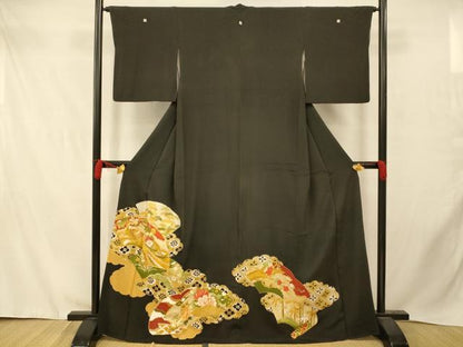 平和屋着物■豪華黒留袖　駒刺繍　吉祥地紙鳳凰花文　暈し染め　金彩　正絹　逸品　AABD3763fw