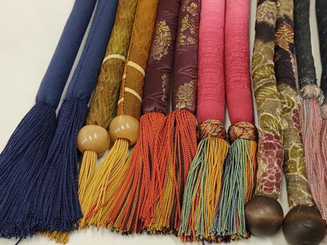 平和屋着物●和装小物　上質な帯締め10本セット　丸ぐけ　絞り　暈し　金糸　金彩　パール　あわじ玉　ビーズ　逸品　AABD4174ay