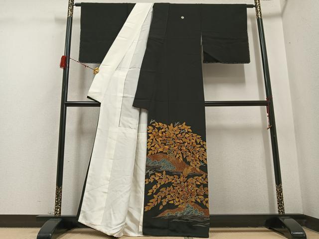 平和屋着物●豪華黒留袖 刺繍 花鳥文 鬼しぼ縮緬 正絹 逸品 AABD4433ph