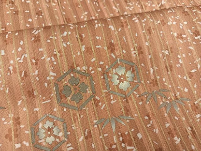 平和屋着物●訪問着　刺繍　亀甲草花文　金彩　正絹　逸品　AABD4476ph