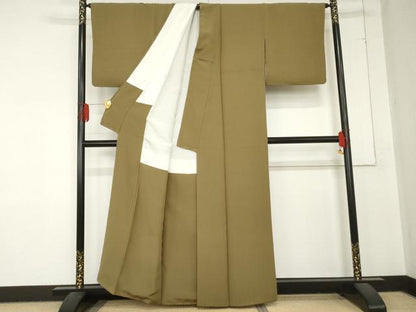 平和屋着物●上質な色無地 油色 正絹 逸品 AABD4992cs