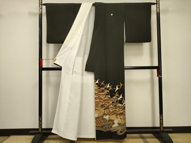 平和屋着物■豪華黒留袖　駒刺繍　飛鶴浜松文　金彩　正絹　逸品　AABD5290sx
