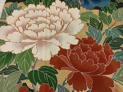 平和屋着物●豪華振袖 駒刺繍 牡丹 黒地 金彩 正絹 逸品 AABD6019ph