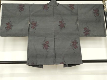 平和屋着物＃羽織　本場大島紬　草花文　黒地　正絹　逸品　未使用　AABD6285cs