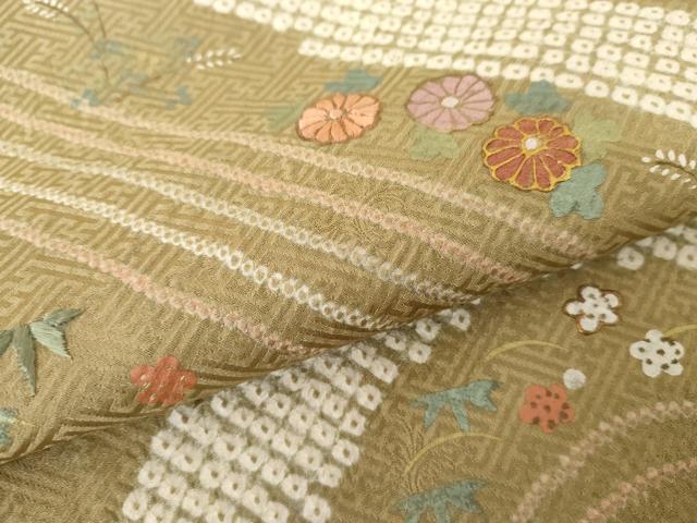 平和屋着物●訪問着 絞り 刺繍 重ね山松竹梅花文 金彩 正絹 逸品 AABD6329cs