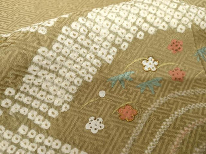 平和屋着物●訪問着 絞り 刺繍 重ね山松竹梅花文 金彩 正絹 逸品 AABD6329cs
