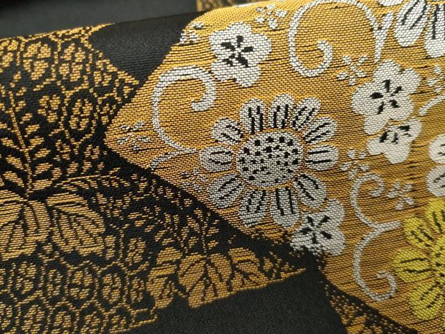 平和屋着物●上質な紬　花唐草文　楓　黒地　正絹　逸品　AABD6410cs
