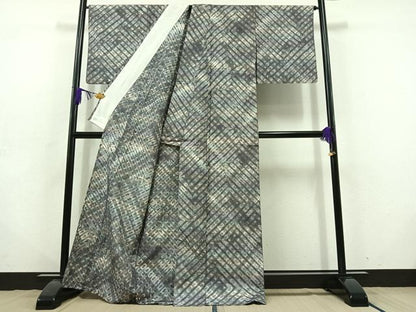 平和屋着物▽菅原工房 菅原結作 漢方染紬 単衣 絞り 霞文 正絹 逸品 AABD6984jh