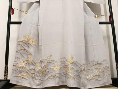 平和屋着物●創業460年・千總　色留袖　駒刺繍　竹屋町刺繍　立波文　金彩　正絹　逸品　AABH4562ck