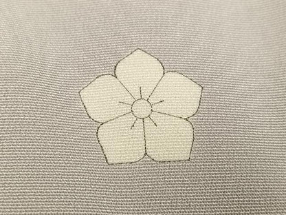 平和屋着物●創業460年・千總　色留袖　駒刺繍　竹屋町刺繍　立波文　金彩　正絹　逸品　AABH4562ck
