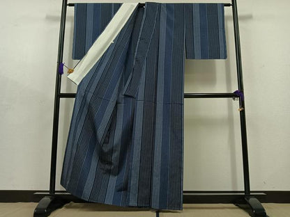 平和屋着物▽本場縞大島紬 単衣 縞 証紙付き 正絹 逸品 AABD7514jh
