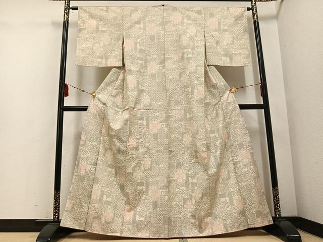 平和屋着物●本場大島紬 白大島 舞花文 正絹 逸品 AABD7529ph