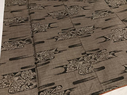 平和屋着物●本場大島紬　カタス9マルキ　風景樹林文　正絹　逸品　AABD7583ph