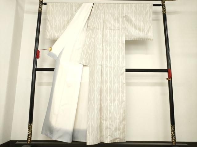 平和屋着物○本場大島紬 白大島 100亀甲 幾何学文様 正絹 逸品 AABD7656ck