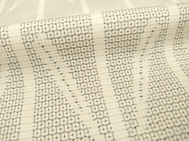 平和屋着物○本場大島紬 白大島 100亀甲 幾何学文様 正絹 逸品 AABD7656ck