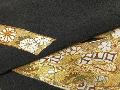 平和屋着物●豪華黒留袖　駒刺繍　熨斗花文　金彩　正絹　逸品　AABD8492fy